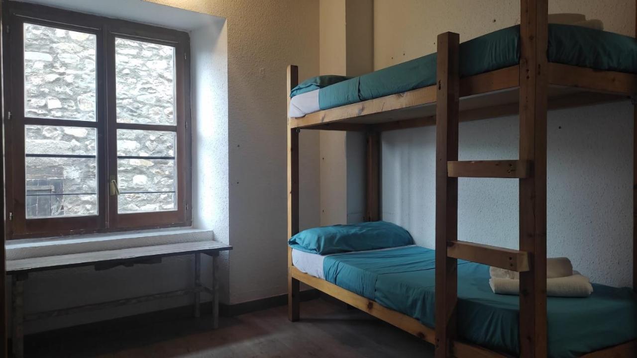 Albergue Triton - Villanúa Екстериор снимка