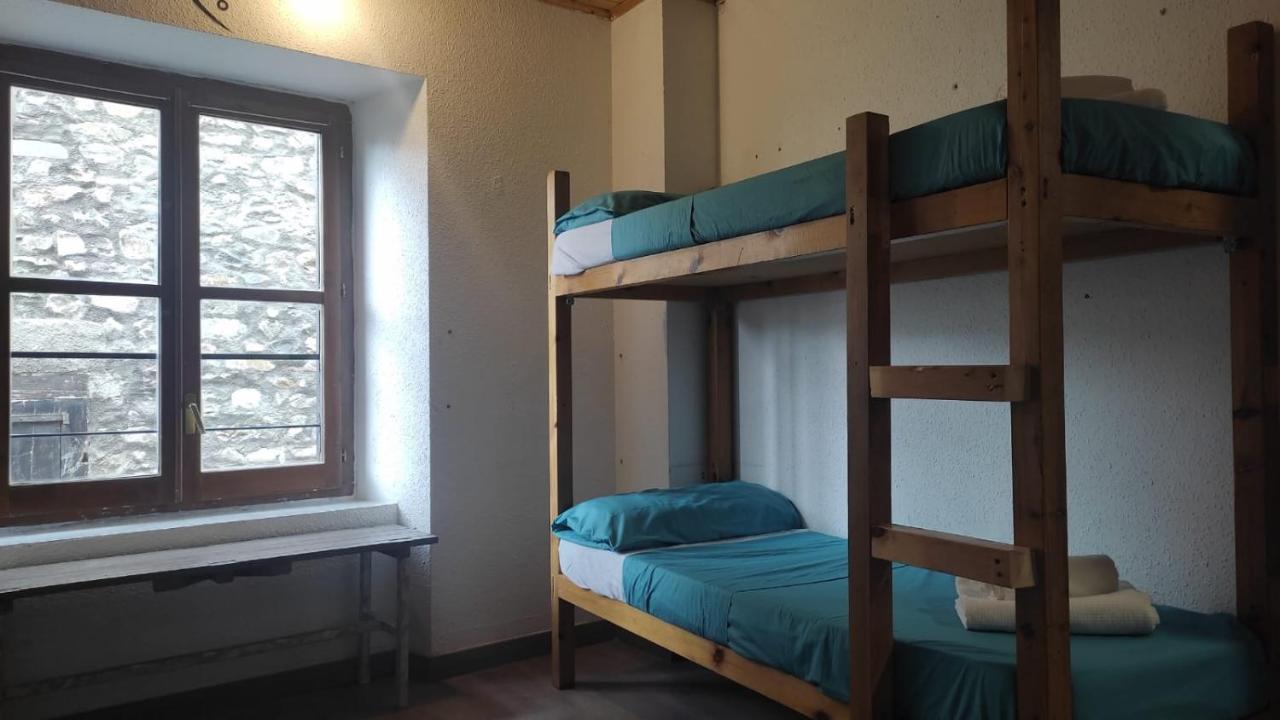 Albergue Triton - Villanúa Екстериор снимка